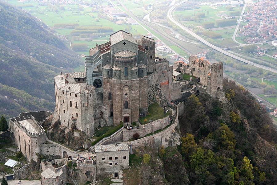 La meravigliosa Sacra di San Michele Vicino Torino La meravigliosa Sacra di San Michele Vicino Torino
